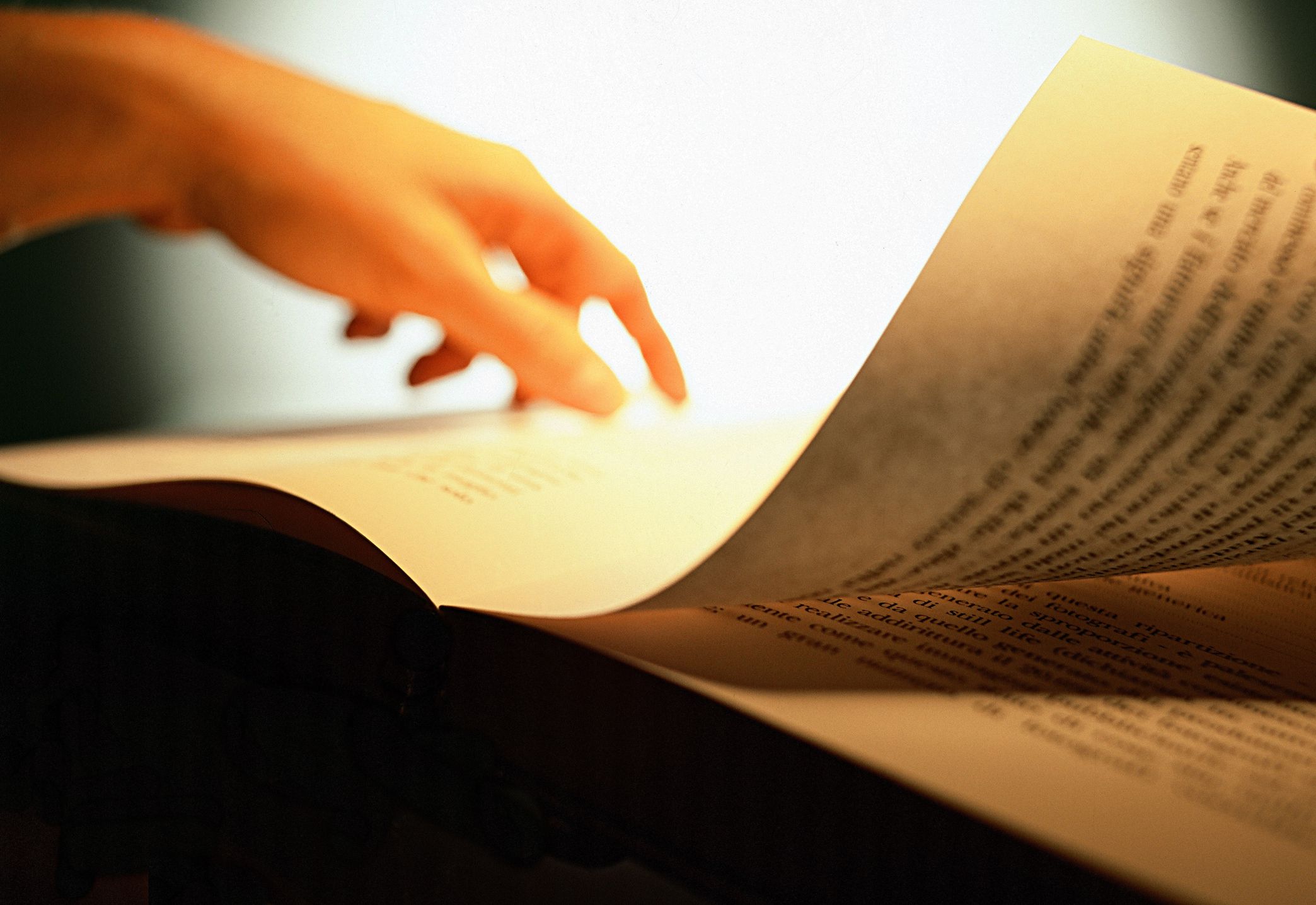 Пиши печатай. Перечитывание книг. Перевернутый лист. Книги читаю пишу печатаю. Перечитанный.